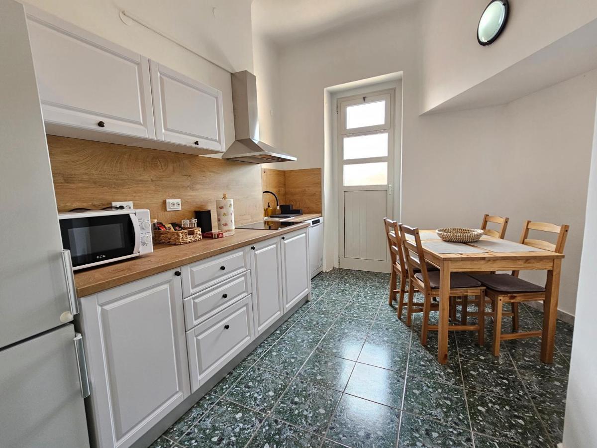 Giardini Panorama - Penthouse In The Heart Of Pula Luaran gambar